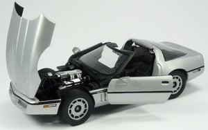 ERTL View to a Kill James Bond 007 Chevrolet Corvette