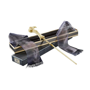 Harry Potter: Lord Voldemort's Wand in Ollivanders box