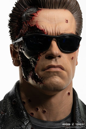 Terminator 2 Replik 1/1 T-800 Model 101 Battle Damaged Art Mask